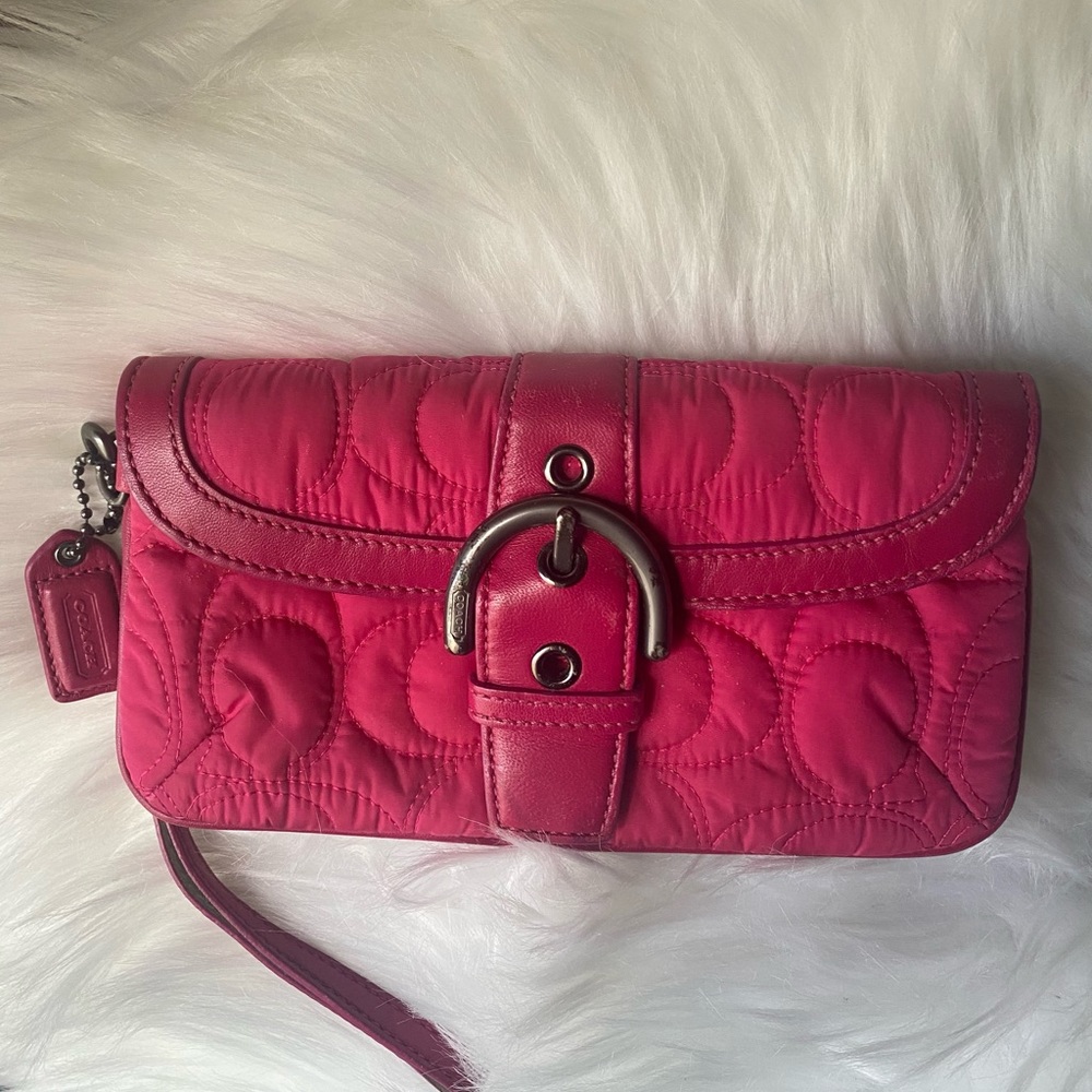 Coach Clutch BARBIE pink❤️❤️❤️